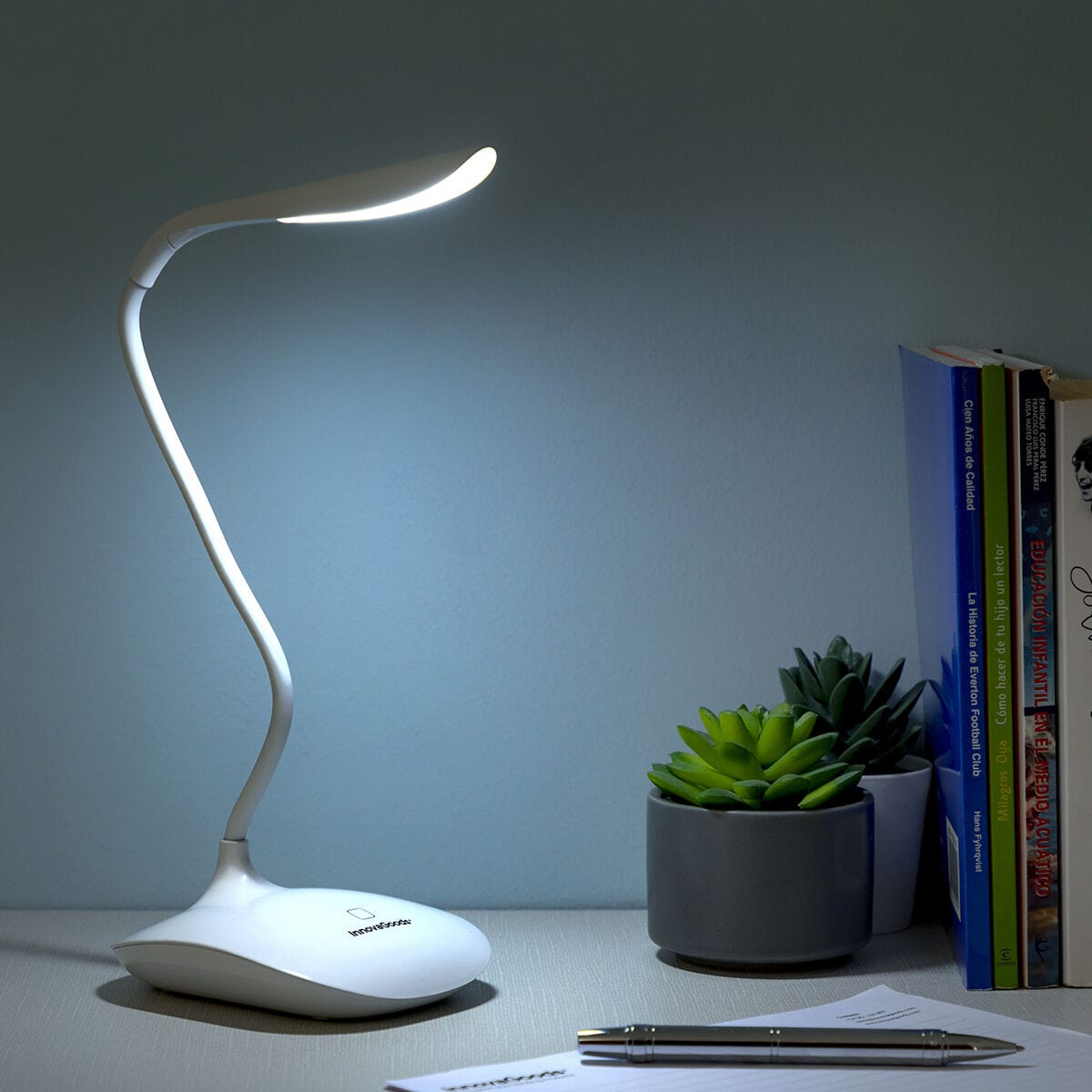 InnovaGoods Heim | Garten > Dekoration und Beleuchtung > LED-Beleuchtung Wiederaufladbare Touch-LED-Tischlampe Lum2Go InnovaGoods
